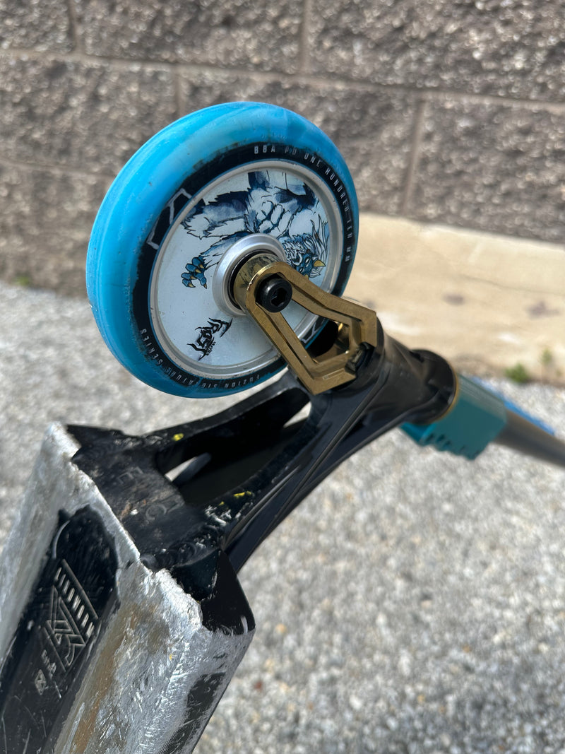 USED Custom Build | XL Blue/Gold