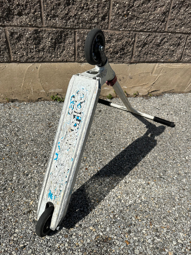 USED Custom Build | District (Old/Rare)